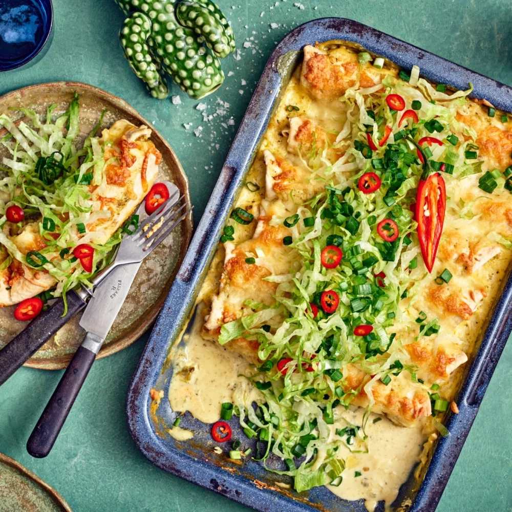 Enchilada serverad på en tallrik